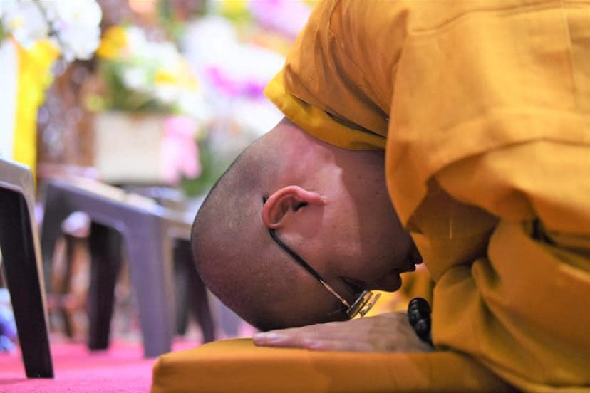 Những lúc khó khăn bế tắc nên làm gì? 1