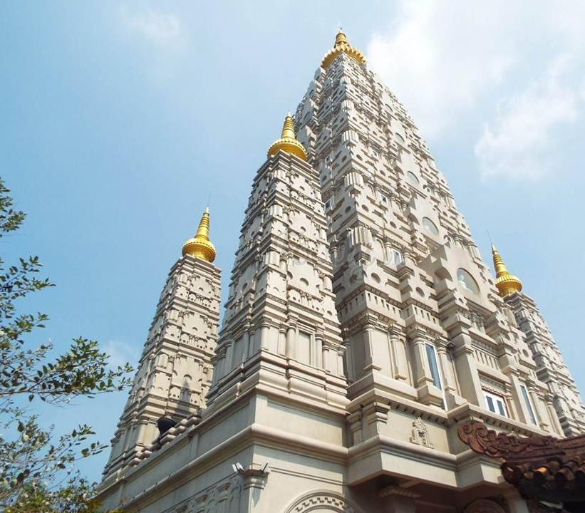 Chùa Huyền Không 1 - Tuyệt tác soi bóng dòng Bạch Yến 14