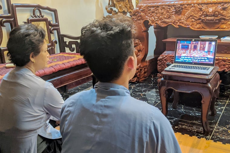 Khuyến khích cha mẹ tin theo chính Pháp