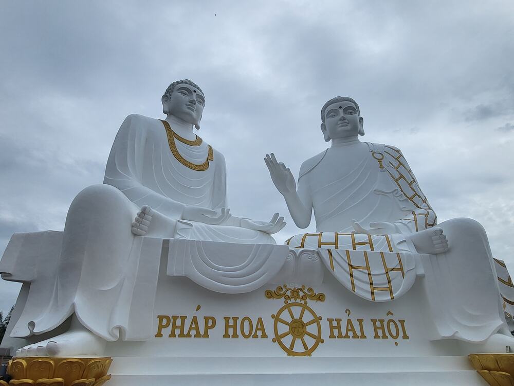 Hình tượng Phật Thích Ca – Đa Bảo 1