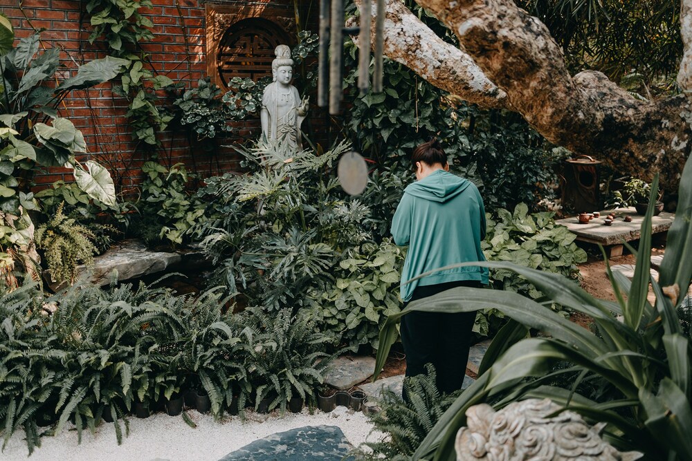 Nghiệp đổ bằng cách nào? 1