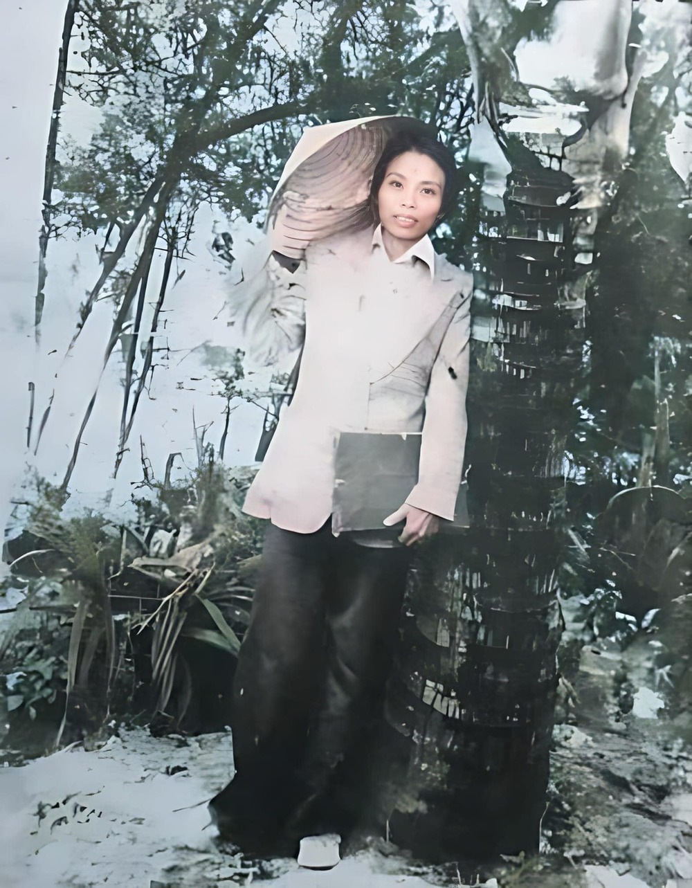 Hình ảnh mẹ giáo viên những ngày đầu sự nghiệp