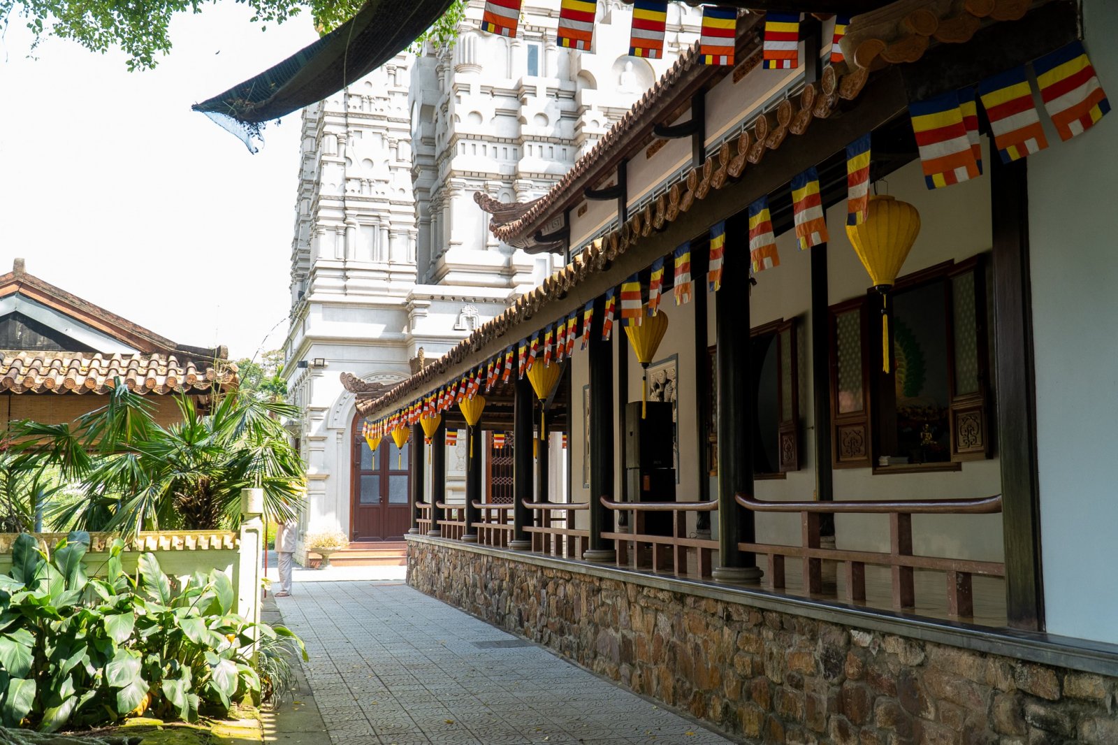 Chùa Huyền Không 1 - Tuyệt tác soi bóng dòng Bạch Yến 18