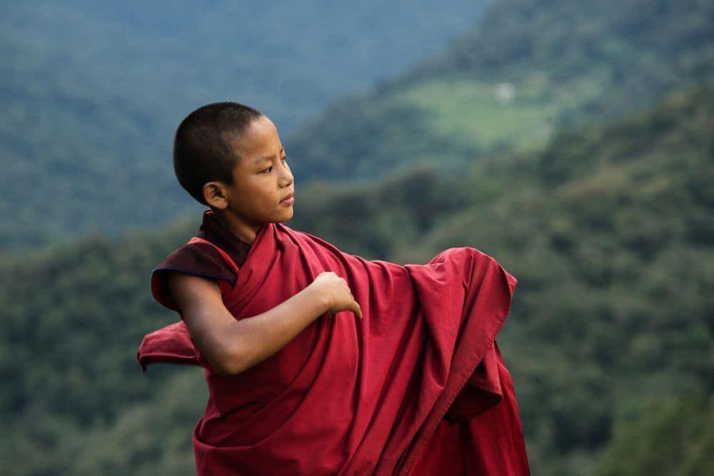 An nhiên giữa ràng buộc vì nhận thức rõ mọi thứ đều có tính tương đối