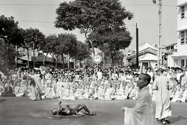 Malcolm Browne & bộ ảnh Hòa thượng Thích Quảng Đức tự thiêu 11