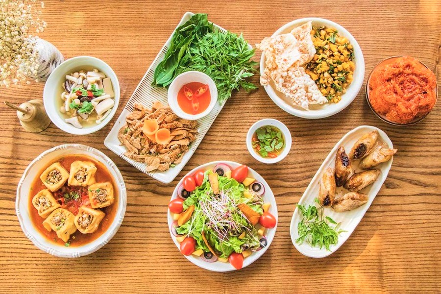 Tục cúng ông Công ông Táo là một nét đẹp văn hóa truyền thống của người Việt.