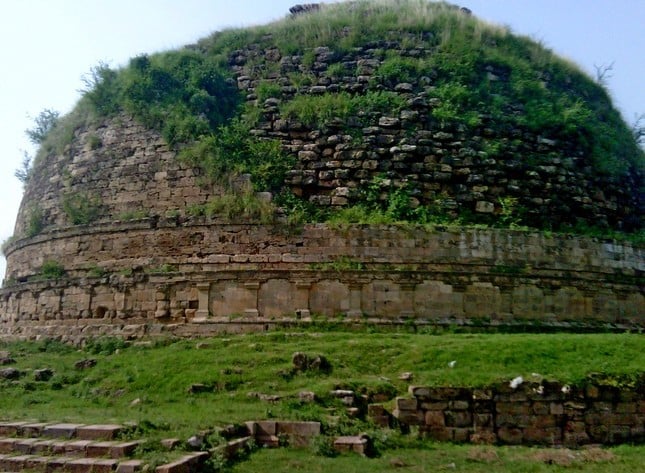 Khảo cứu tư liệu bảo tháp Namo Buddha, Nepal - nơi tiền thân Đức Phật hiến mình cho hổ đói 4
