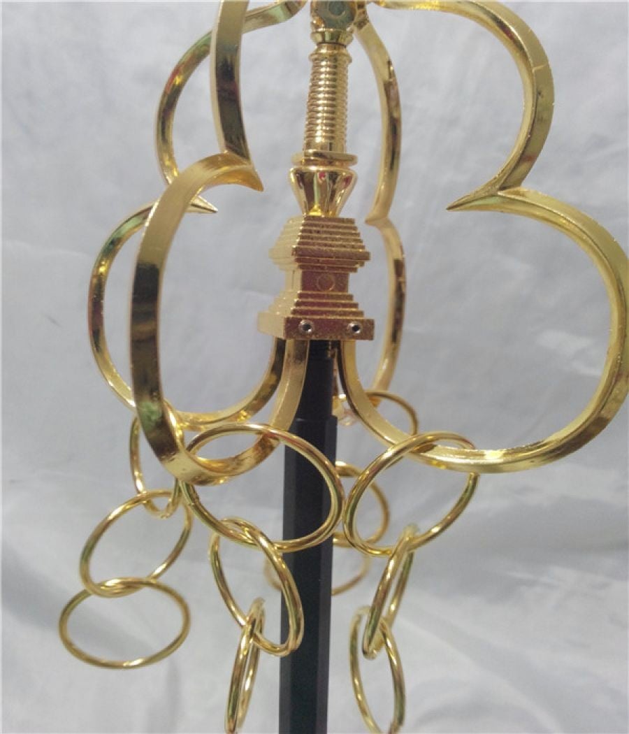 12 vòng trên đầu Tích Trượng tượng trưng cho Thập Nhị Nhân Duyên