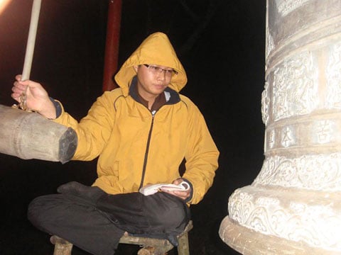 Ngôi chùa Địa Ngục đơn sơ giữa rừng già