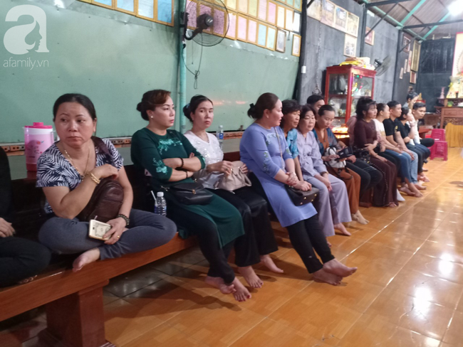 Lính Chì Phạm Đức Lộc: Xe tang rời chùa Vạn Đức, vĩnh biệt thầy và huynh đệ về với Phật 2 chu linh chi duc loc 1 1442 1