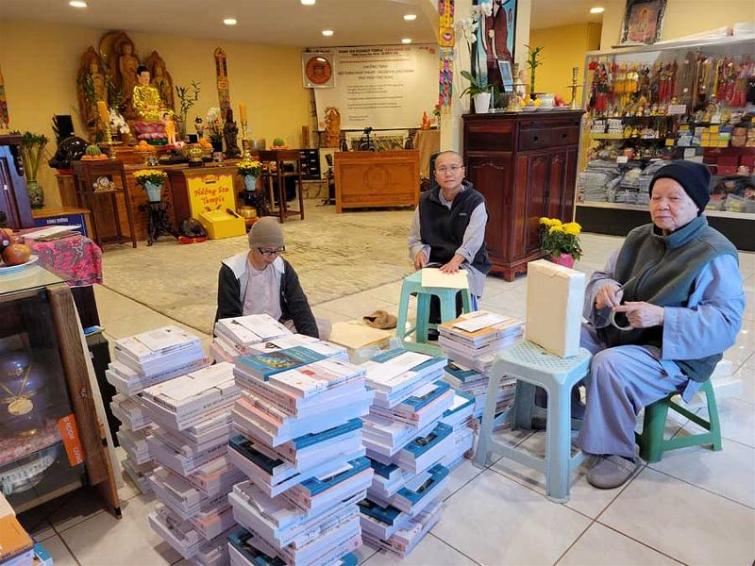 chu ni hs lam sach goi tang june 2021 1