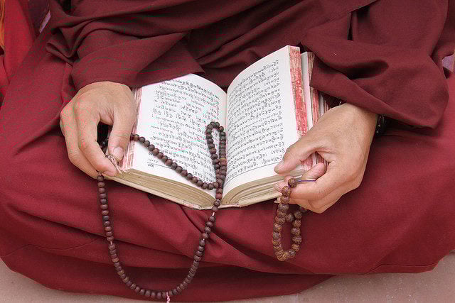 Tăng phúc đức thông qua các thực hành tâm linh