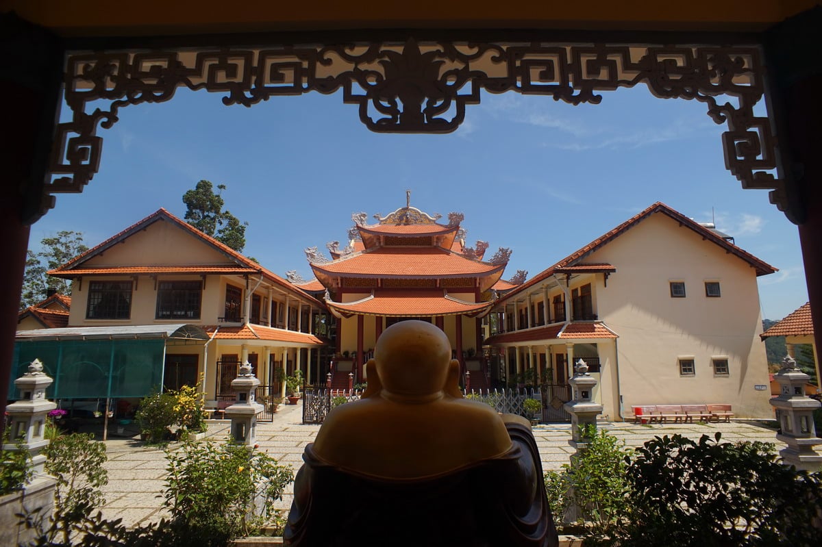 Chùa Linh Phong – ngôi chùa mang vẻ đẹp đậm chất Đà Lạt 9