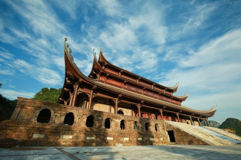 chua tam chuc 14 1440x960 1038 2253 1