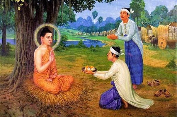 cung-duong-tam-bao-2-1126 Thực hành cúng dường Tam Bảo là phước báu thù thắng hơn tất cả, bởi nhờ sự cúng dường này mà Tam Bảo được lan truyền rộng khắp và trường tồn ở thế gian để nhiều người nương tựa, tu học, thực hành những lời Phật dạy, vượt qua cạm bẫy cuộc đời. Ảnh minh họa