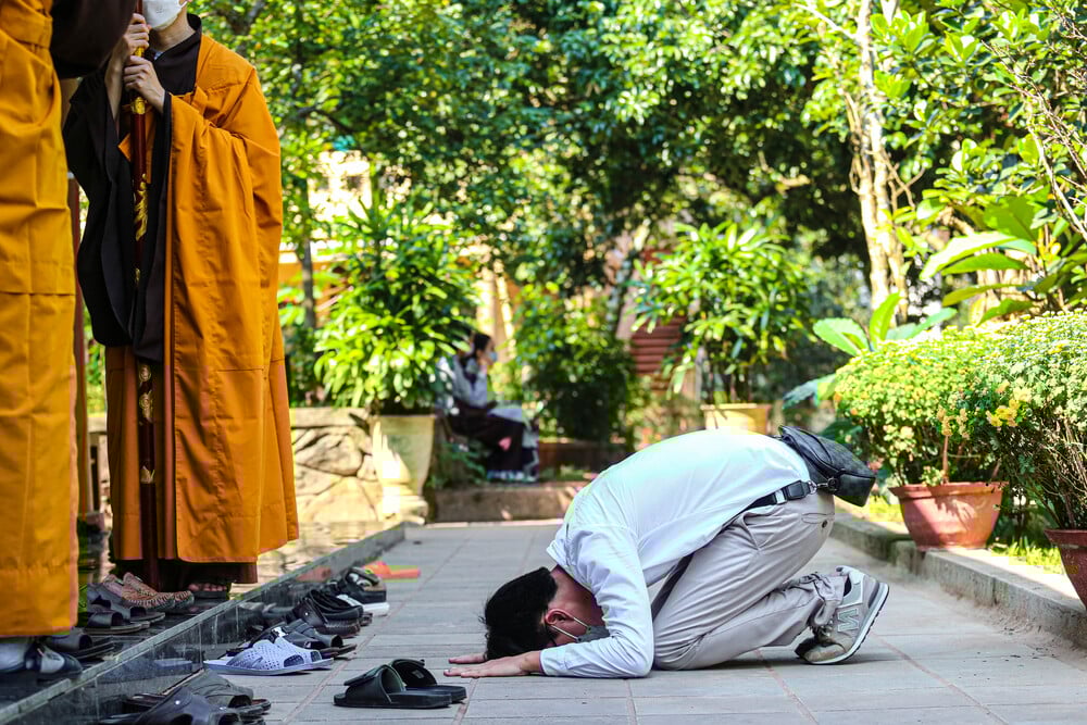 Tôn kính bậc đáng kính là phước đức lớn nhất