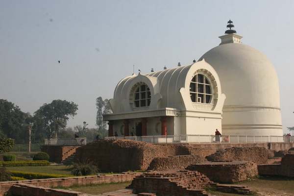 duc-phat-2-1539 Câu Thi Na: Nơi Đức Phật nhập Niết bàn 2