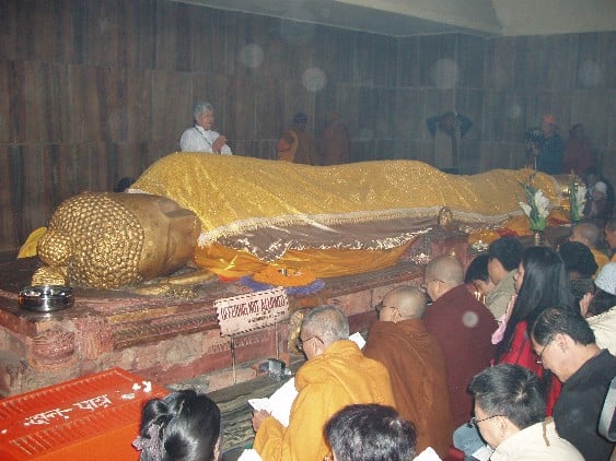 duc-phat-3-1539 Câu Thi Na: Nơi Đức Phật nhập Niết bàn 3