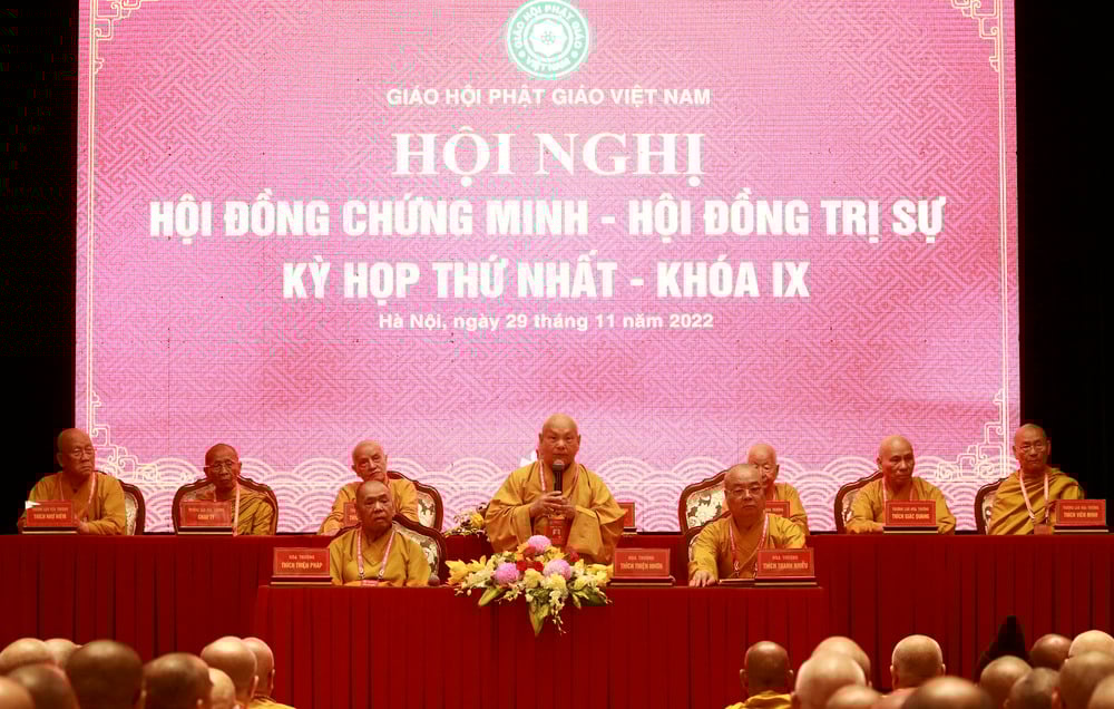 Hội nghị thứ nhất của Hội đồng Chứng minh - Hội đồng Trị sự khóa IX