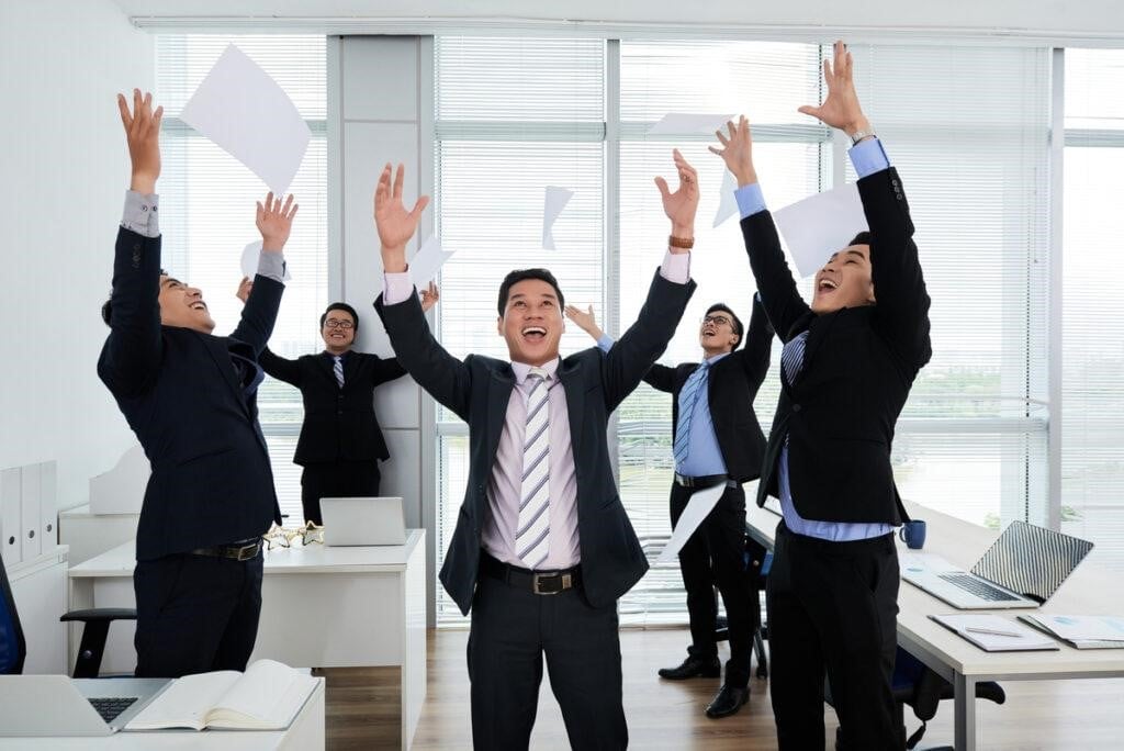 sự-nghiệp-tuổi-bính-ngọ-2024