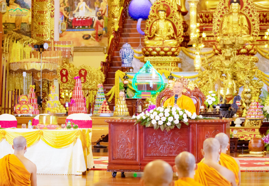 Nguồn gốc và lợi ích của việc tụng trì bộ kinh Lương Hoàng Bảo Sám 3