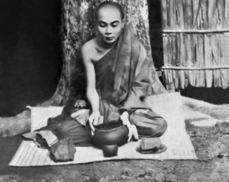 Tổ sư Minh Đăng Quang dặn dò đệ tử