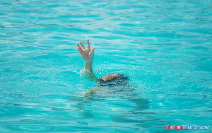 nam mo nguoi than chet duoi 090108002