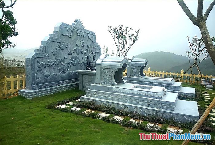 nam mo thay ban than bi chon song trong mo 110232189