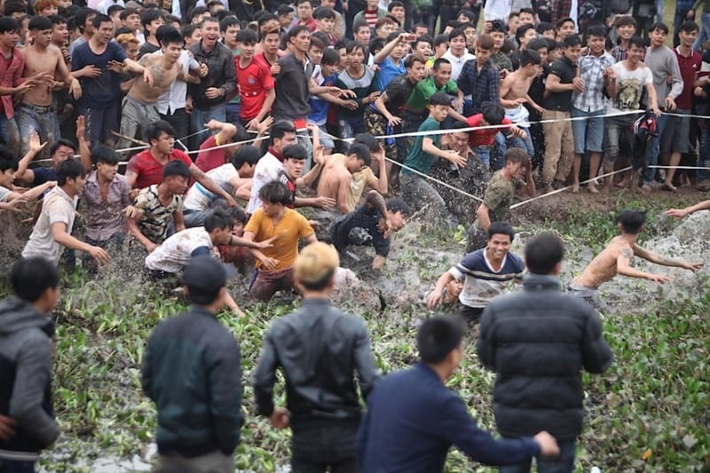 Nguy hiểm nhất là những người lợi dụng buôn thần bán thánh, trục lợi tâm linh 2