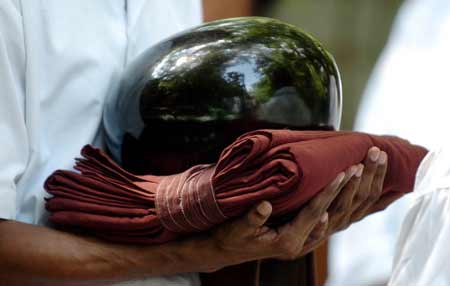 Giới luật giúp hòa hợp chúng tăng