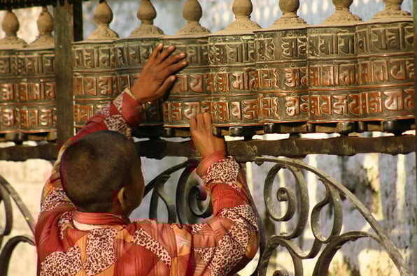 Kinh luân là gì? Khi nào sử dụng kinh luân và những lợi ích của thực hành kinh luân? 2