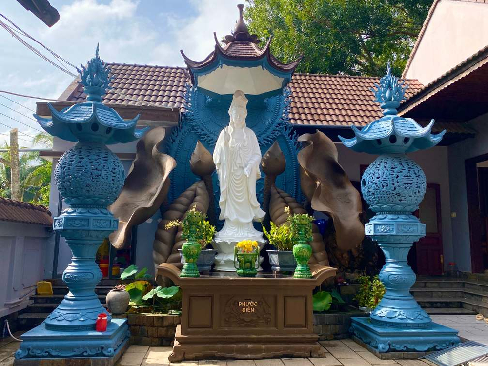 Ngôi chùa được hình thành từ lò gạch bị bỏ hoang trên đất Hà Tiên 6