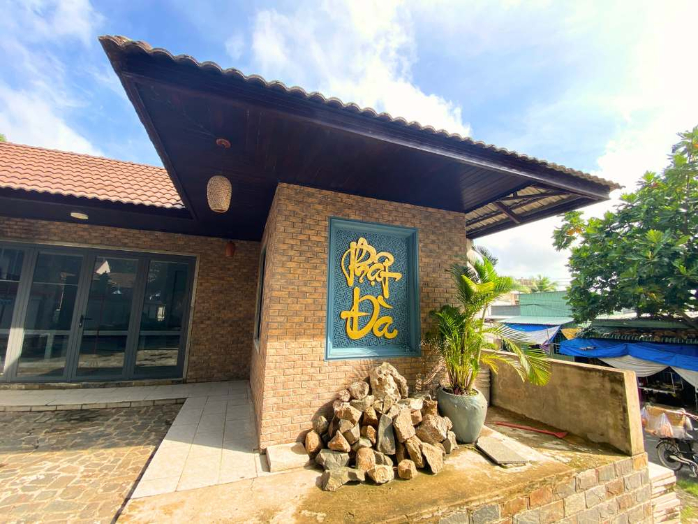 Ngôi chùa được hình thành từ lò gạch bị bỏ hoang trên đất Hà Tiên 10