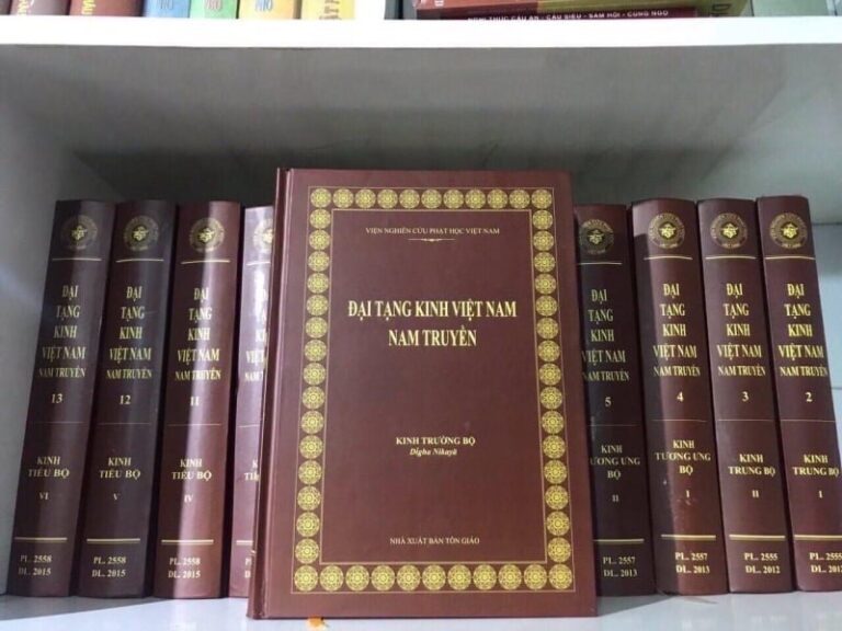 12 bo kinh gom nhung kinh gi 1641 1