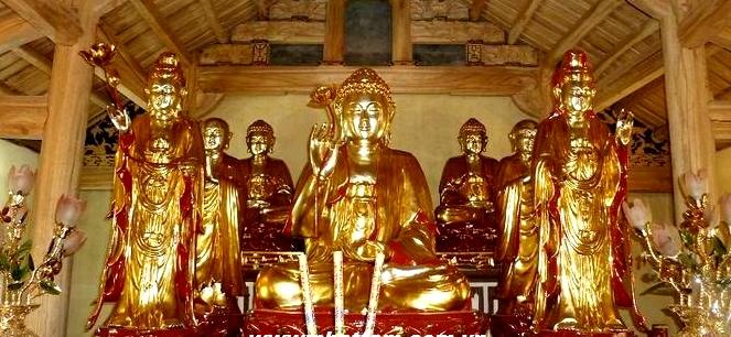 Ban Tam Bảo tại chùa thờ những ai? 7