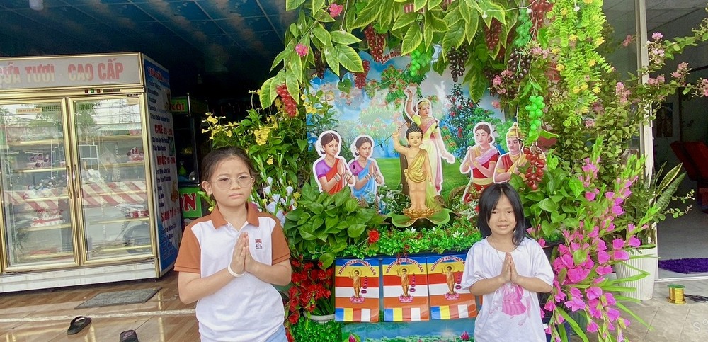 2-0056 Những vườn Lâm Tỳ Ni tại tư gia quý Phật tử chùa Bồ Đề Đạo Tràng 2