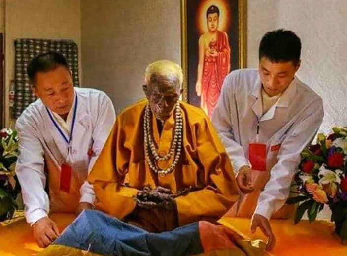 Nhục thân bất hoại của Hòa thượng Hải Hiền 16