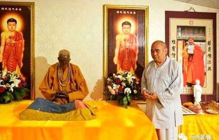 Nhục thân bất hoại của Hòa thượng Hải Hiền 17