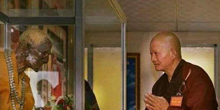 Nhục thân bất hoại của Hòa thượng Hải Hiền 20