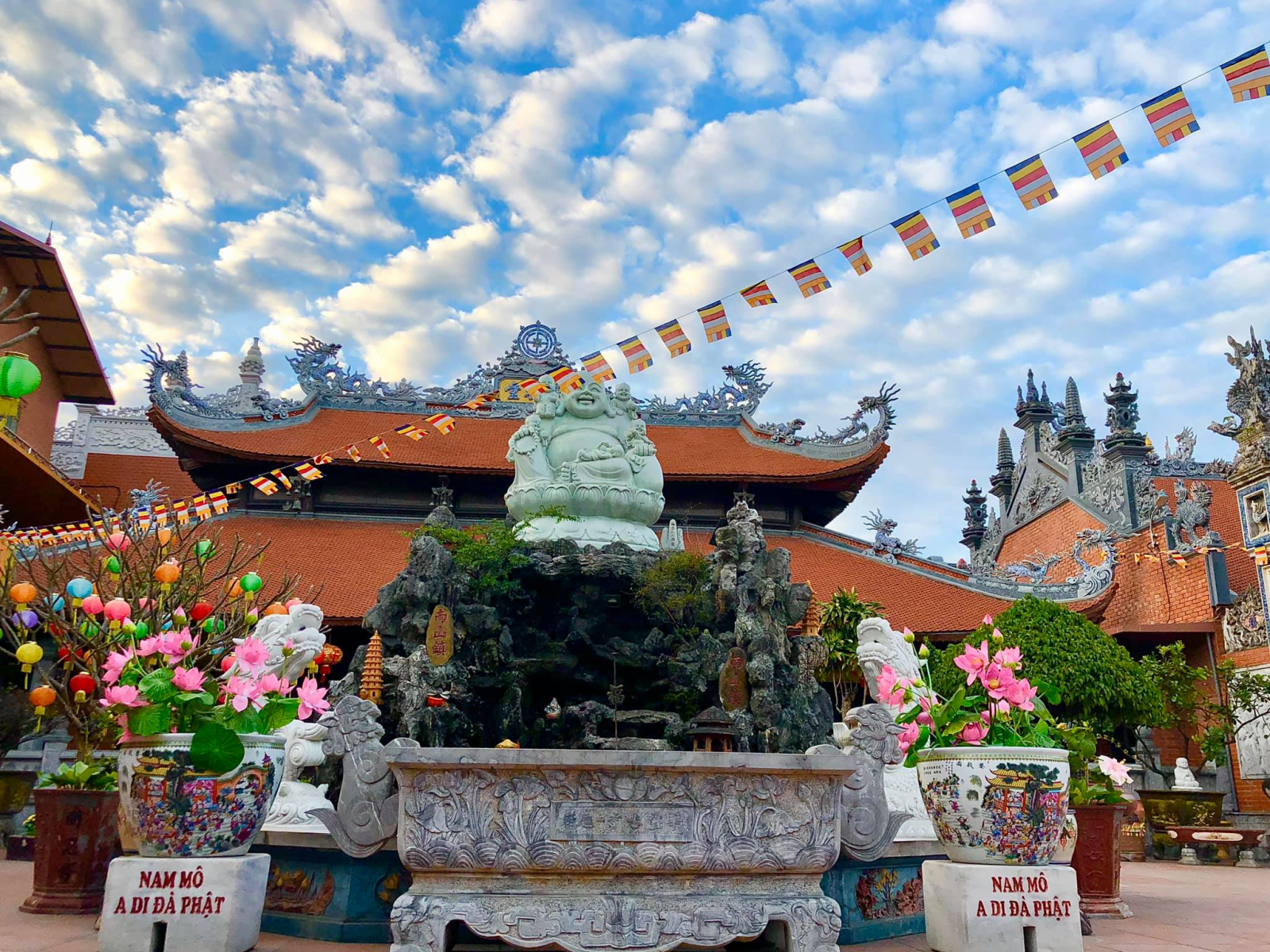 93397222_3470105236340127_2077842492757114880_o-1434 Hoa Linh Tự: Nơi chứa đựng kho tàng lịch sử 3