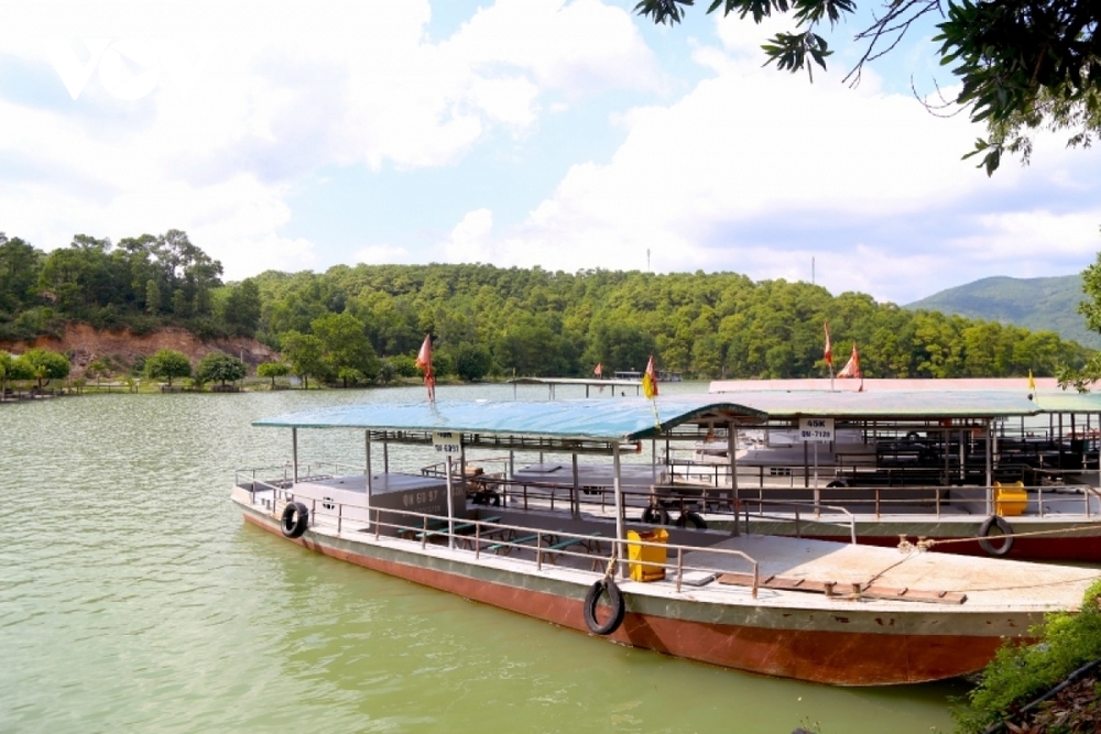 Chùa Lôi Âm Thượng - ngôi cổ tự trầm mặc giữa không gian xanh 2