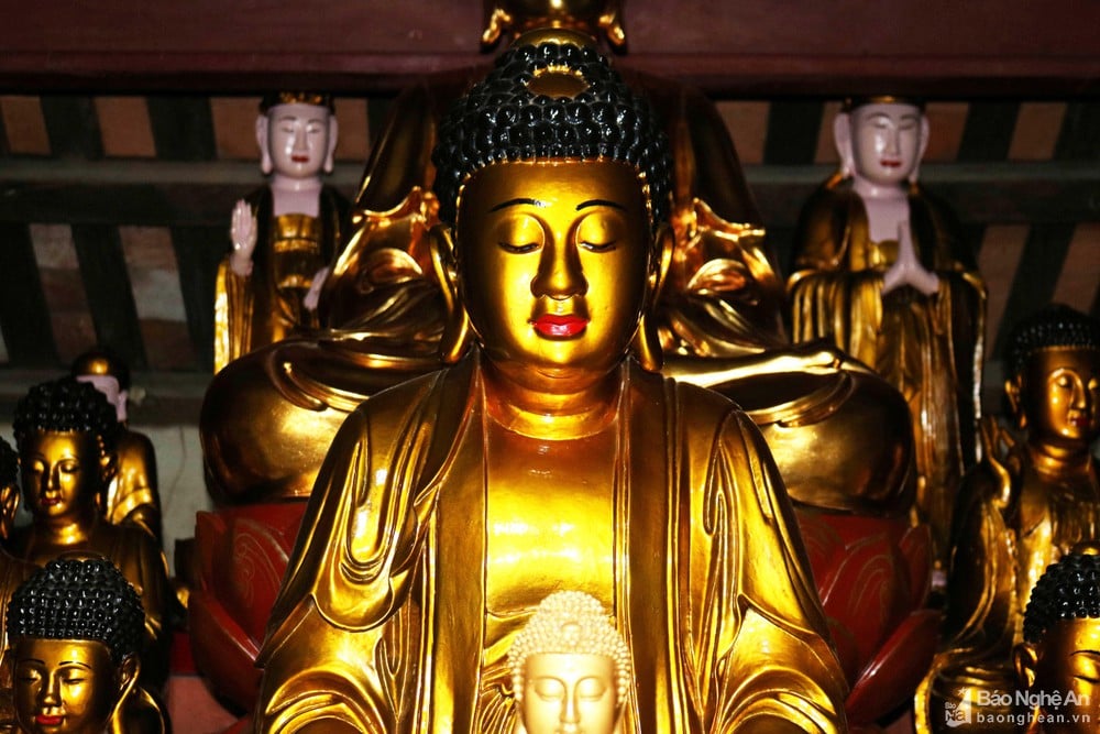 Tượng Phật Thích Ca tại chùa Phúc Mỹ