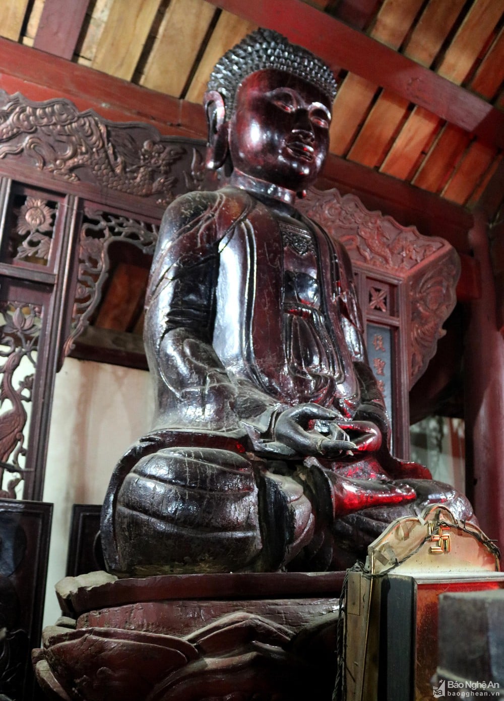 Tượng Phật Thích Ca tại chùa Giai, xã Thanh Khai, huyện Thanh Chương