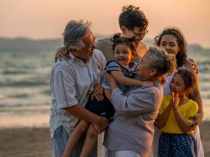 cac-moi-quan-he-gia-dinh-cua-nu-at-hoi-co-gi-can-luu-tam cac moi quan he gia dinh cua nu at hoi co gi can luu tam