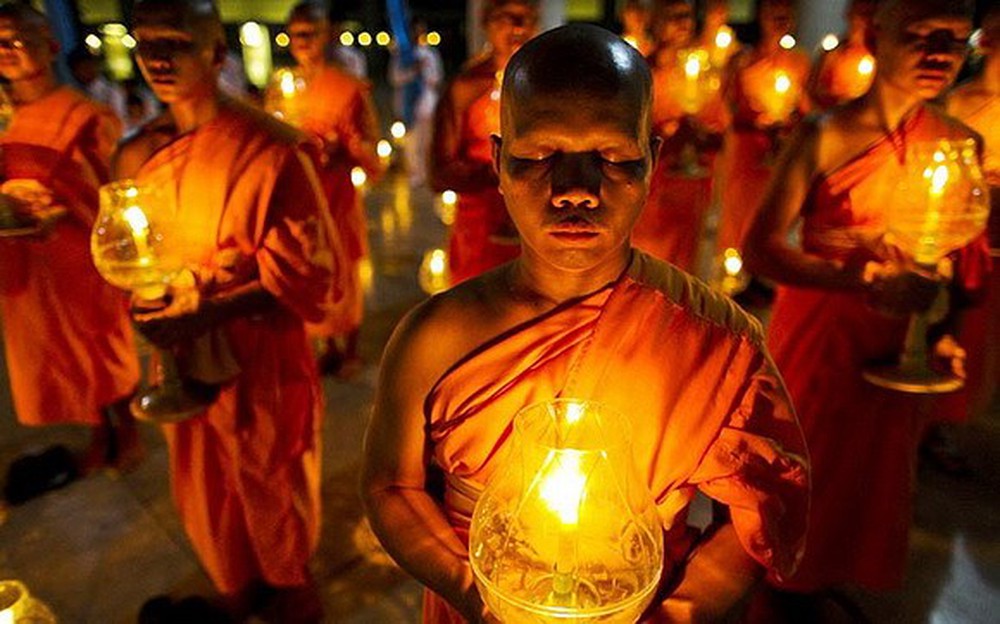 Phân biệt cầu an và cầu siêu trong Phật giáo 2