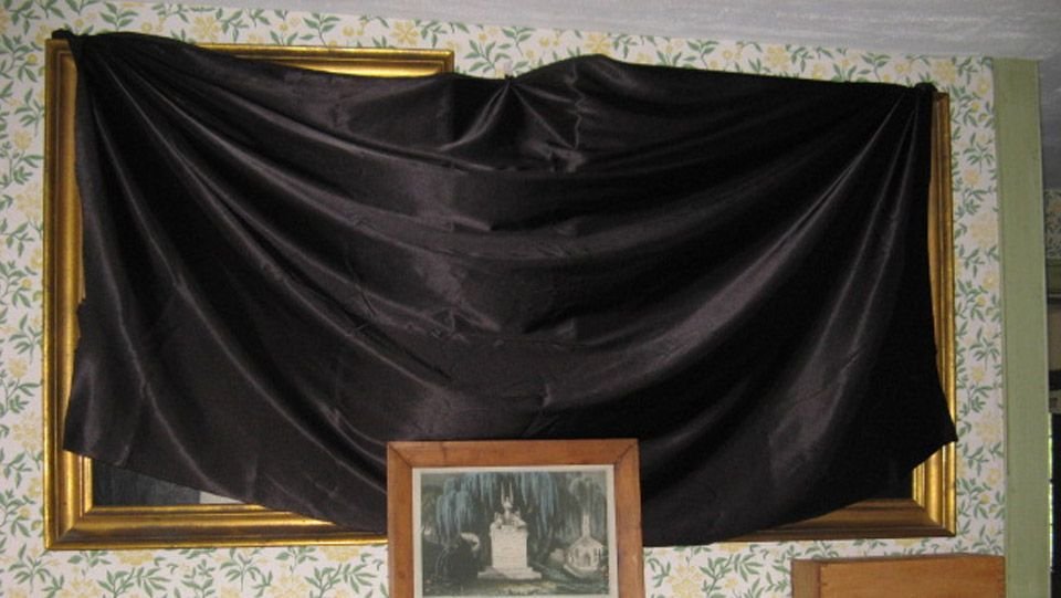 che guong khi co nguoi chet 1410 1