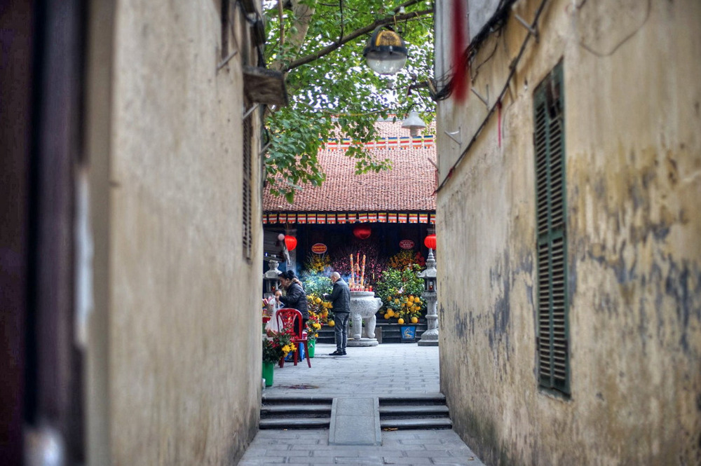 Chùa Bà Đá – ngôi chùa cổ nằm bên hồ Gươm 7