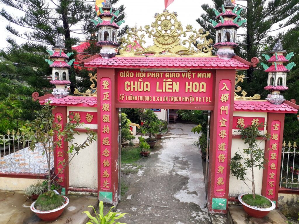 chua lien hoa 2 1607 1
