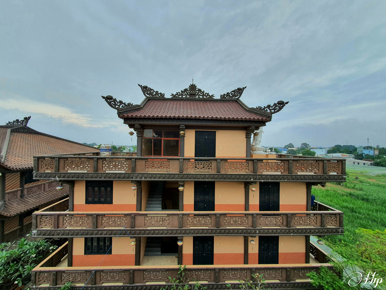 Chiêm ngưỡng khung cảnh thanh tịnh chùa Tuệ Châu 13