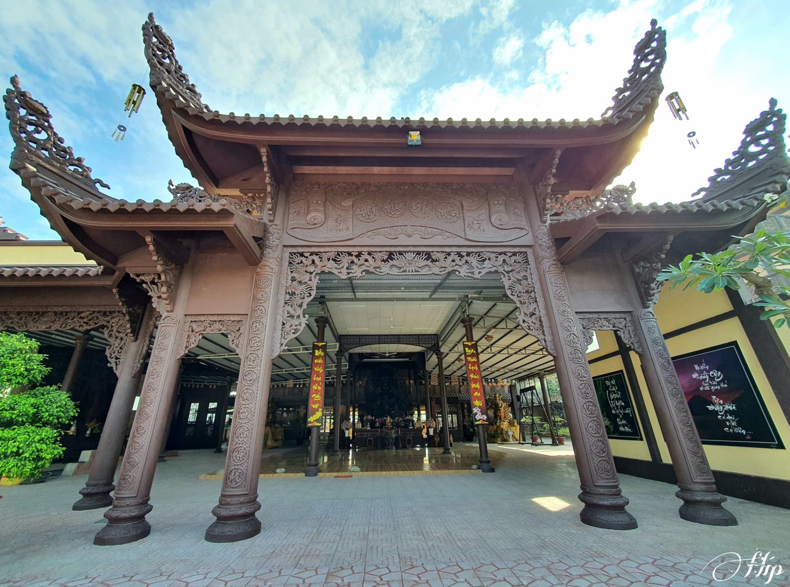 Chiêm ngưỡng khung cảnh thanh tịnh chùa Tuệ Châu 14